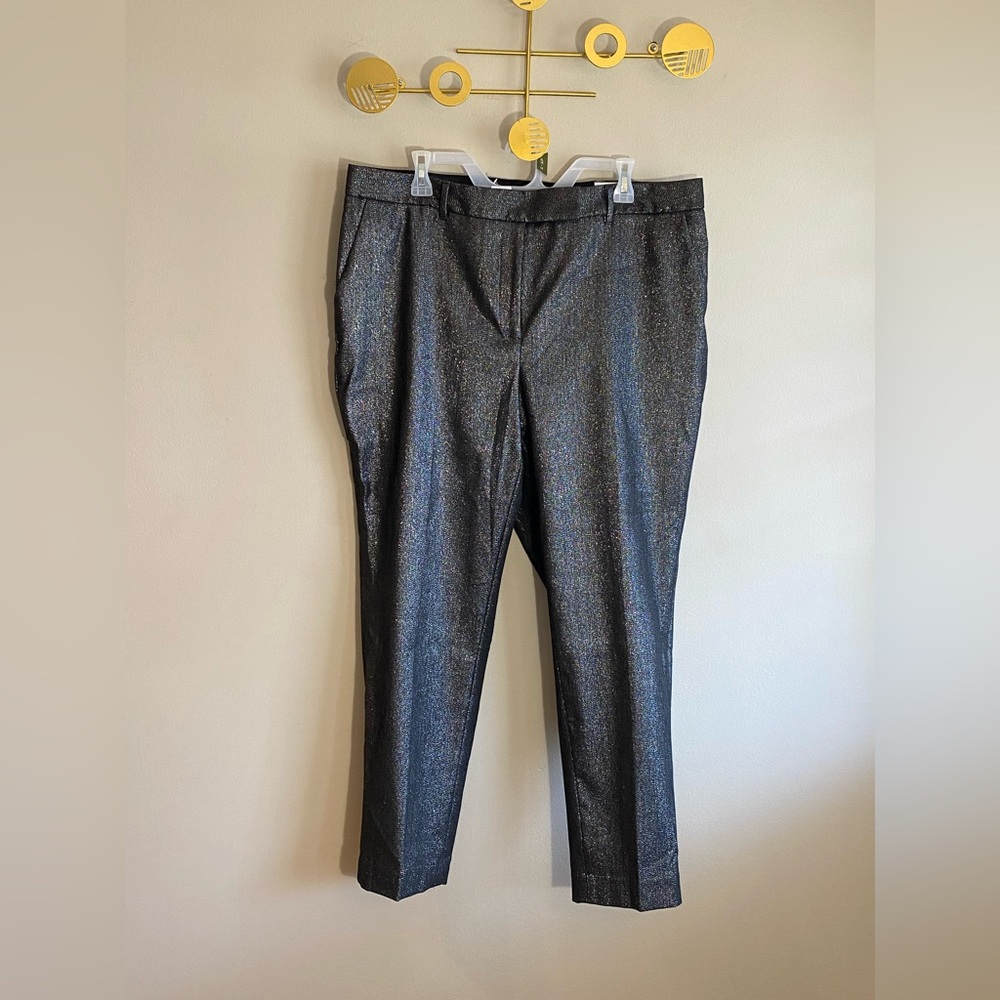 NWT White House Black Market Slim Ankle Pants with metallic thread. Size 16W.